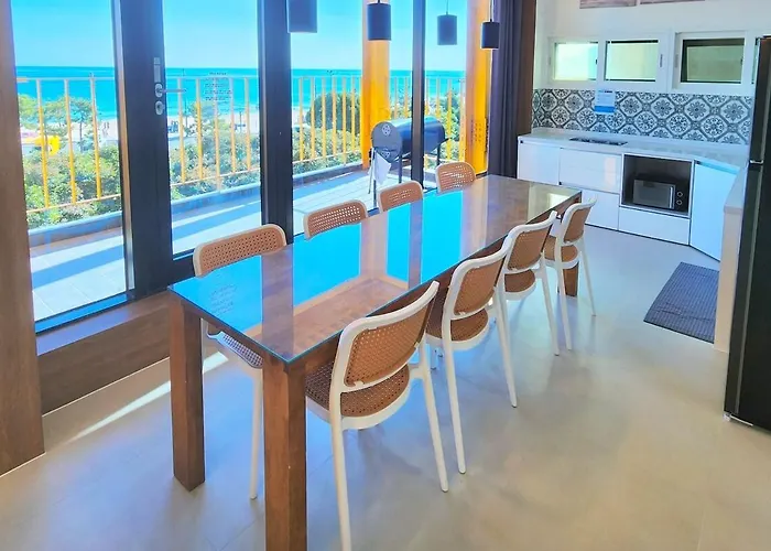 펜톤나인 테라스 송정1호점 Holiday home