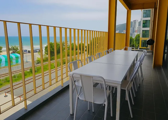 Holiday home 펜톤나인 테라스 송정1호점